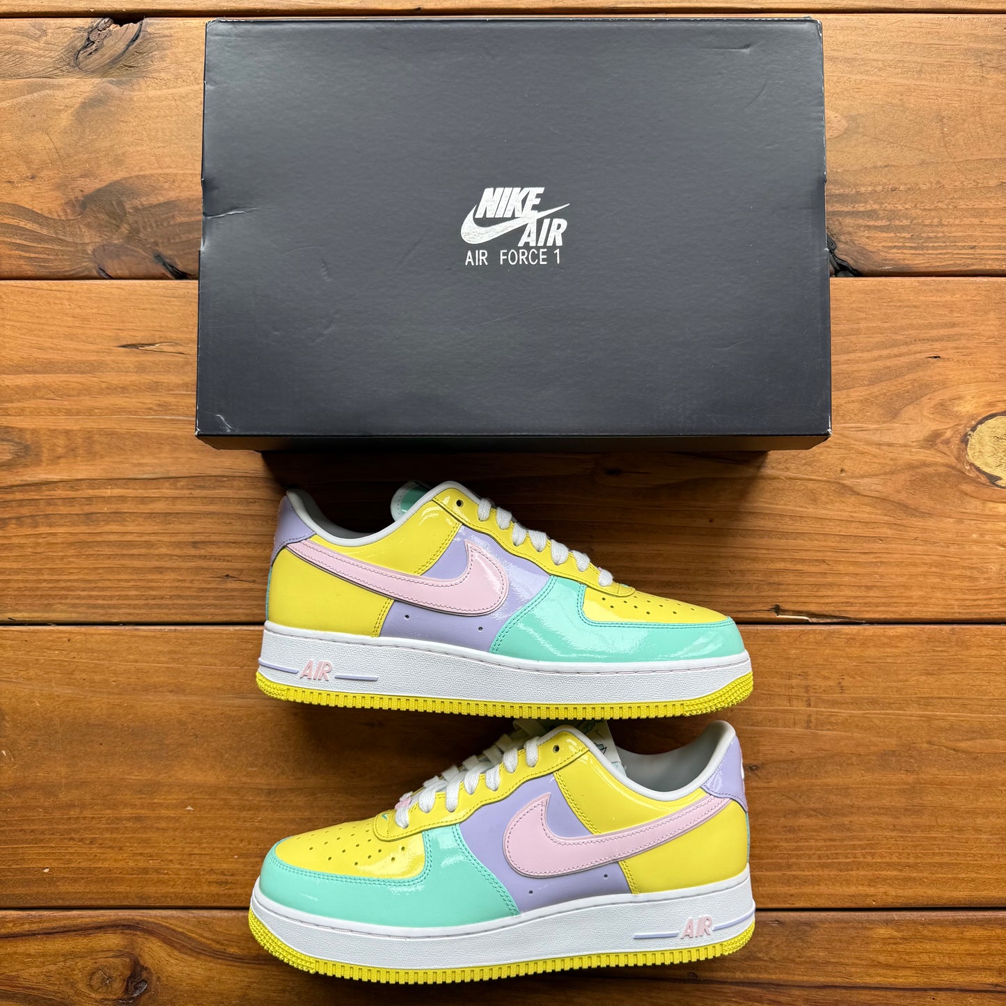 Größe 9.5 - Air Force 1 Low 'Easter' 2026 (Gebraucht)
