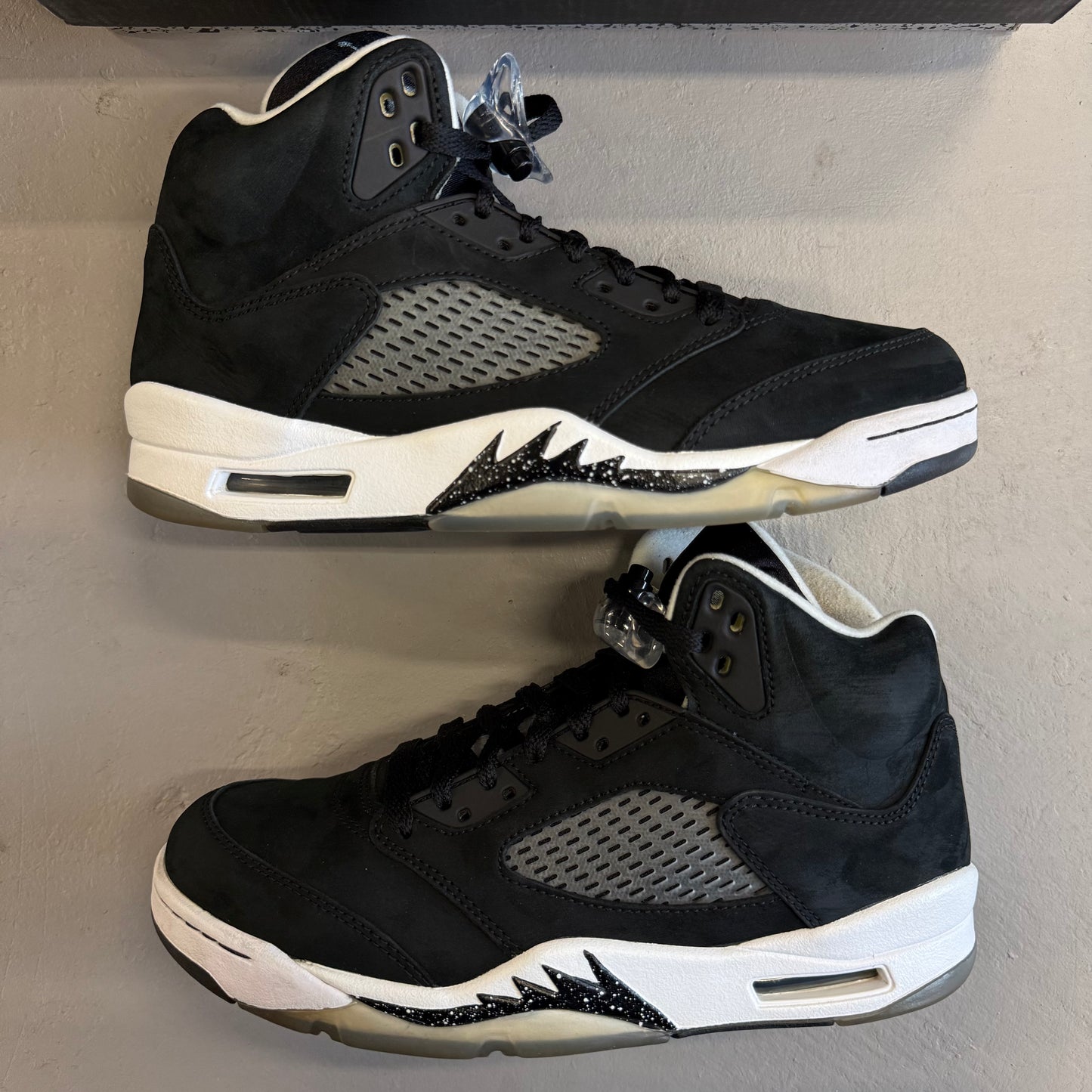 Size 8 - Jordan 5 Retro 'Oreo' 2013 (Used)