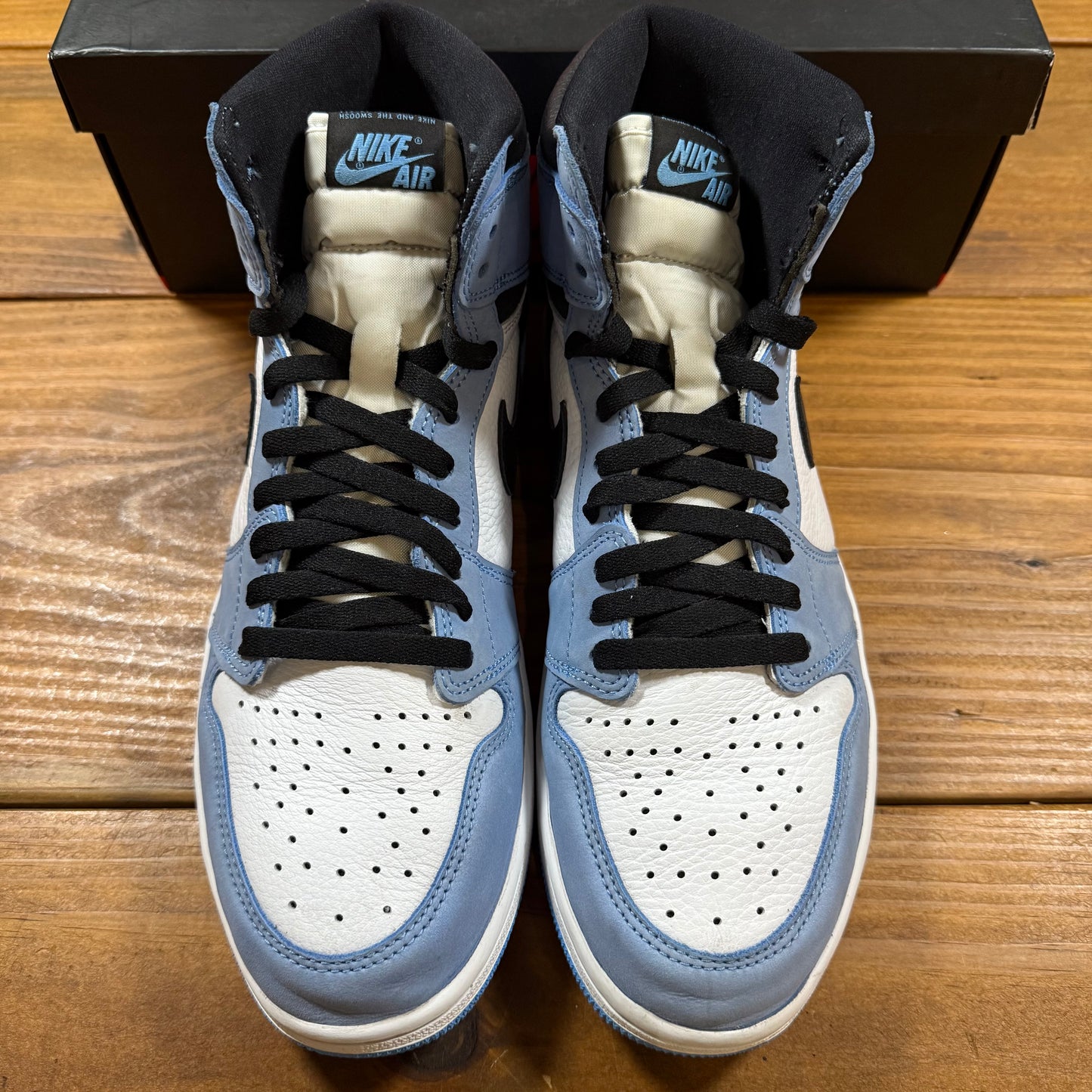 SIZE 11 - Jordan 1 Retro High OG 'University Blue' (Used)