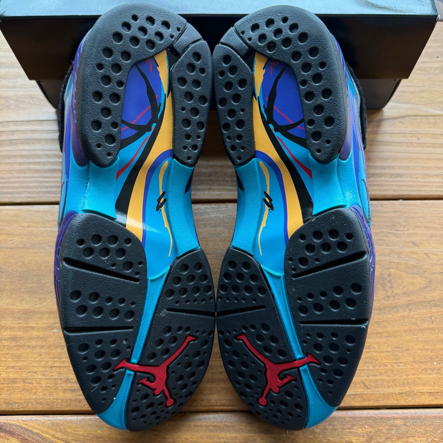 Size 8.5 - Jordan 8 Retro 'Aqua' 2025 (Used)