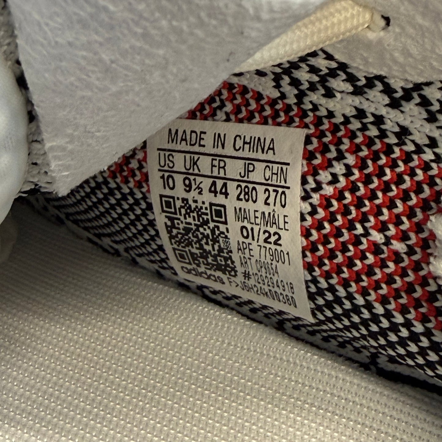 Size 10 - Yeezy Boost 350 V2 'Zebra' 2017 (Used)