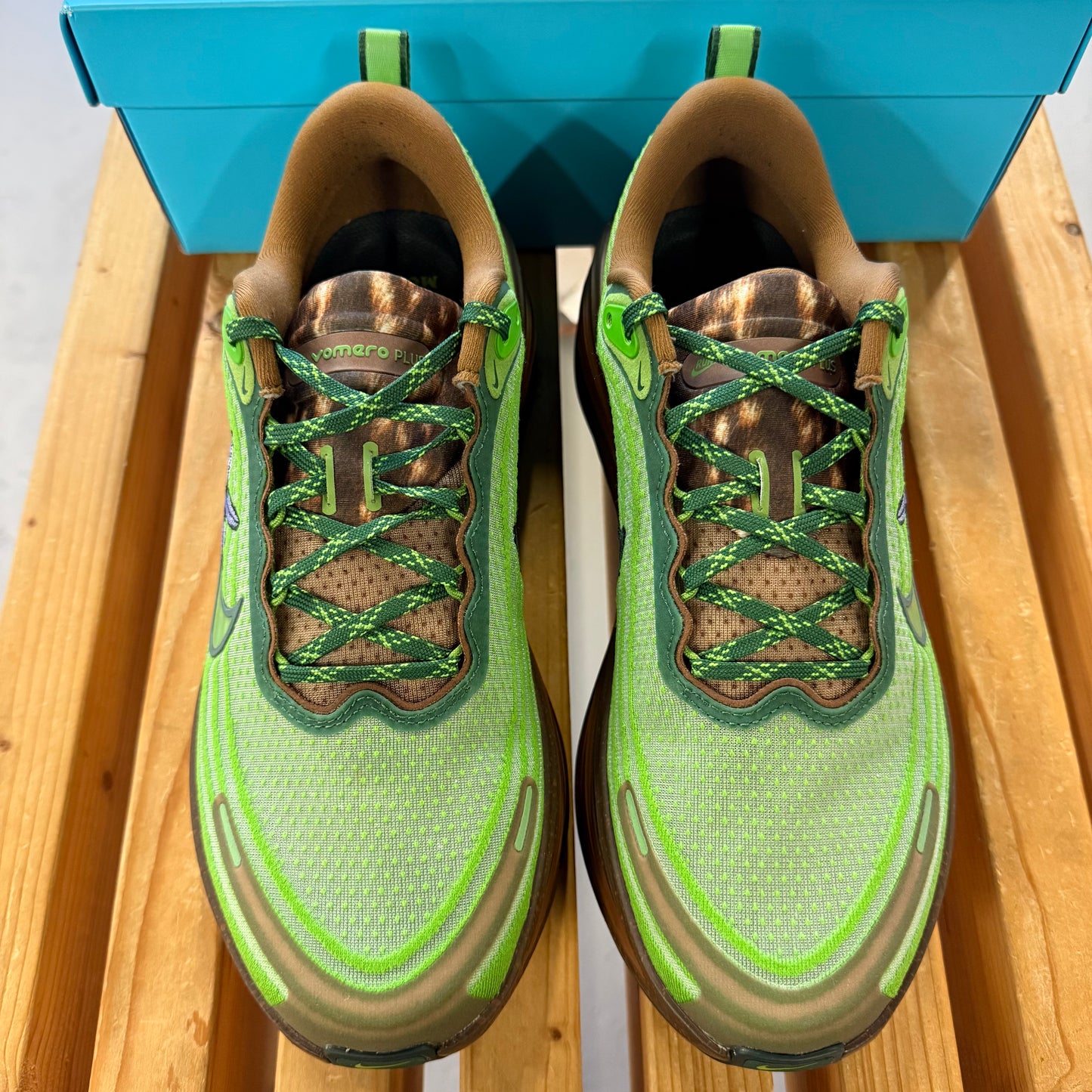 Size 11W/9.5M - Nike Wmns Vomero Plus 'Doernbecher' 2026 (Used)