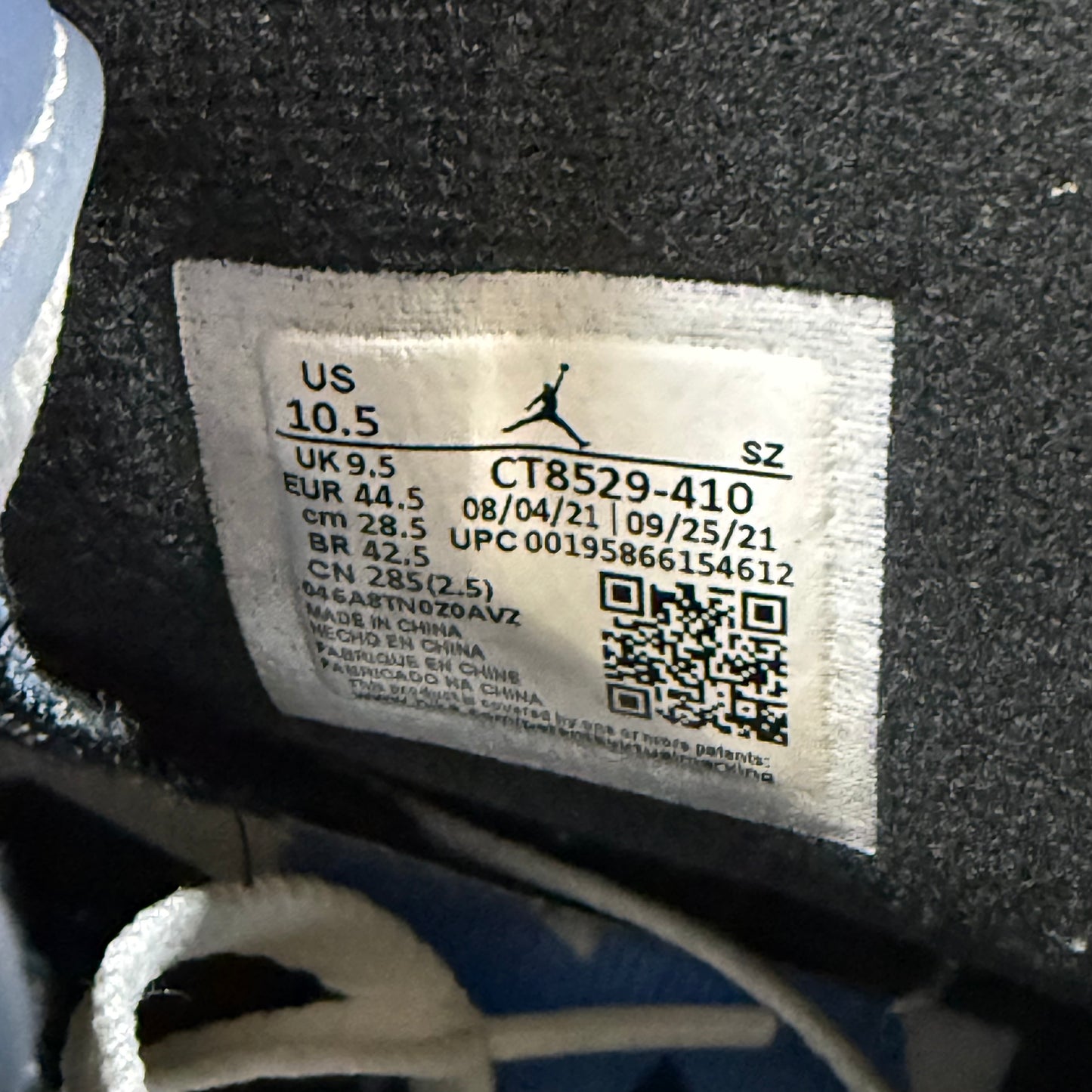 SIZE 10.5 - Jordan 6 Retro 'UNC Home' (Used)