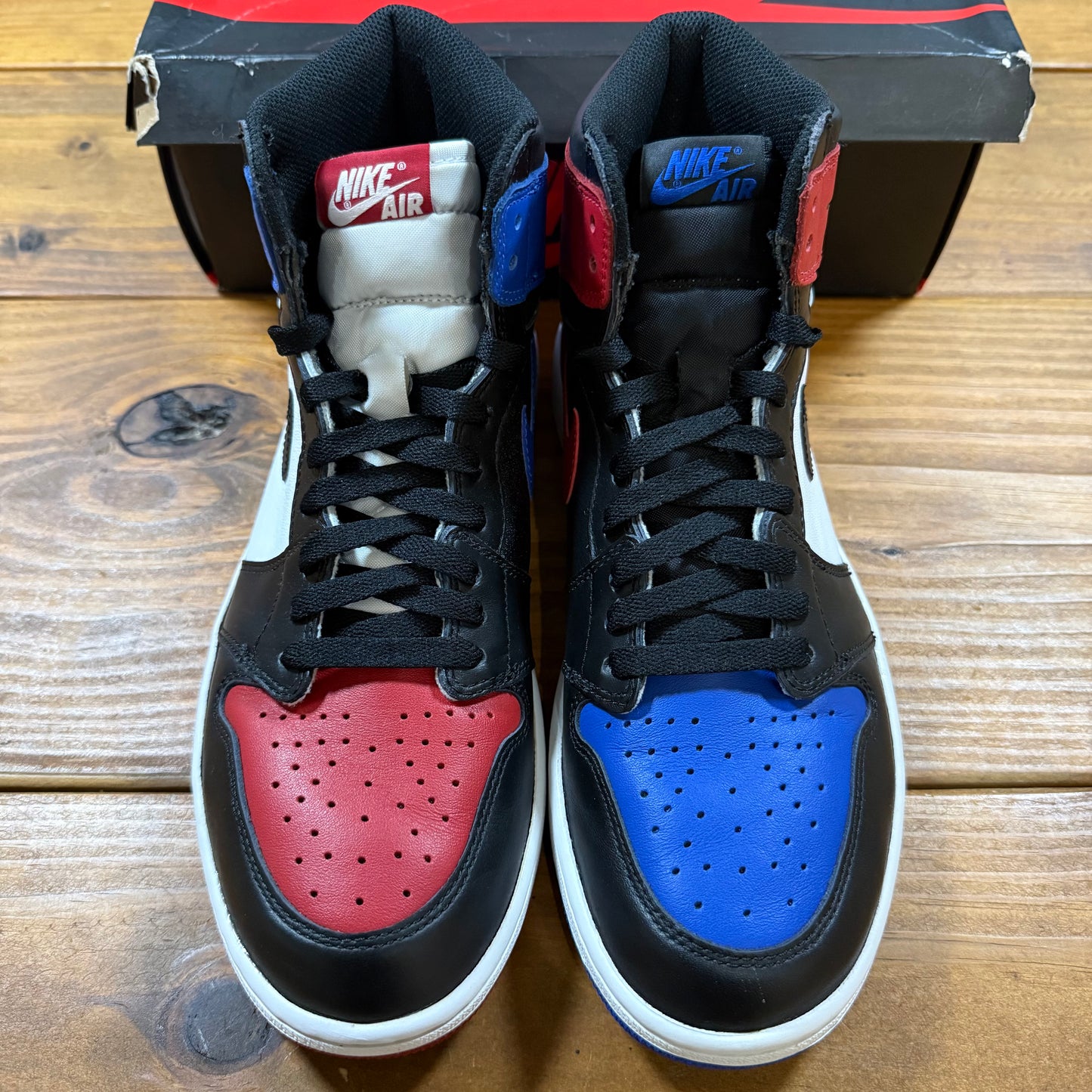 SIZE 9.5 - Jordan 1 Retro High OG 'Top 3' (Used)