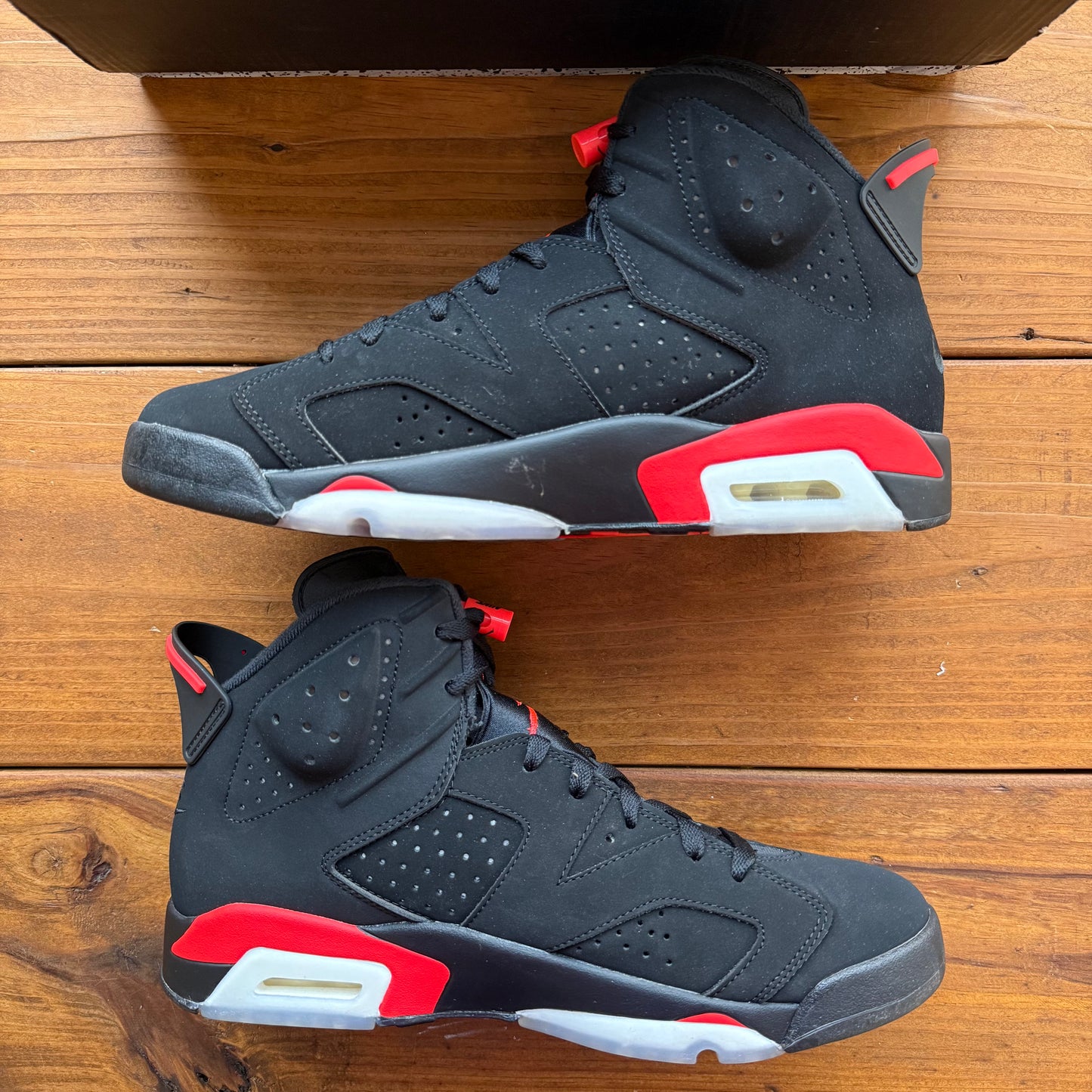 Size 10.5 - Jordan 6 Retro 'Infrared' 2019 (Used)