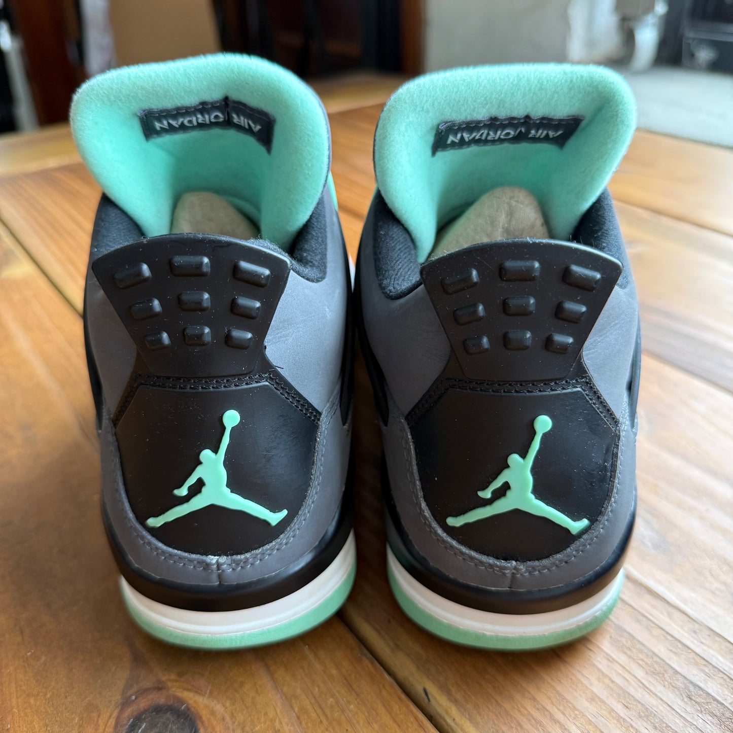Size 10 - Jordan 4 Retro 'Green Glow' (Used)