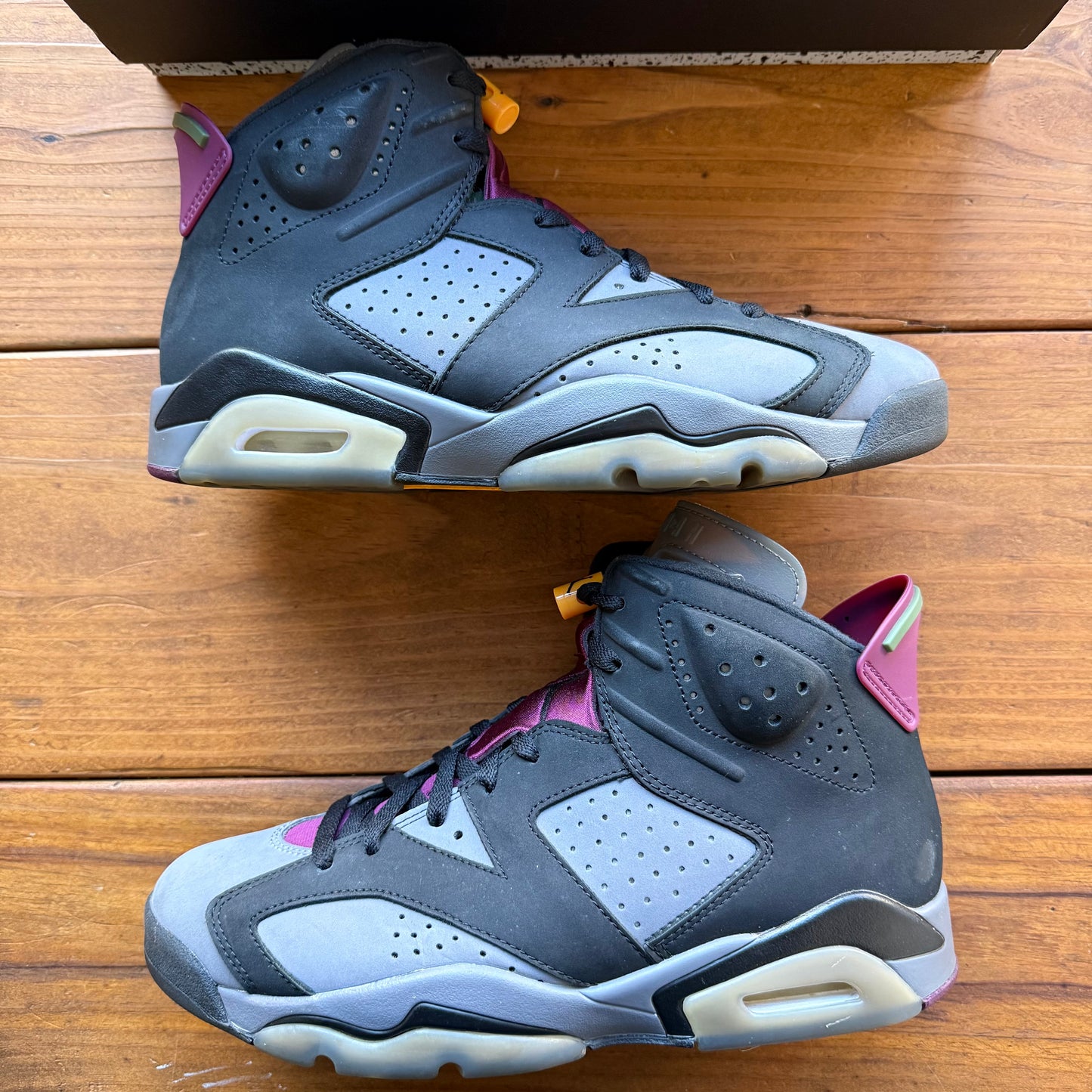 Size 9 - Jordan 6 Retro 'Bordeaux' (Used)