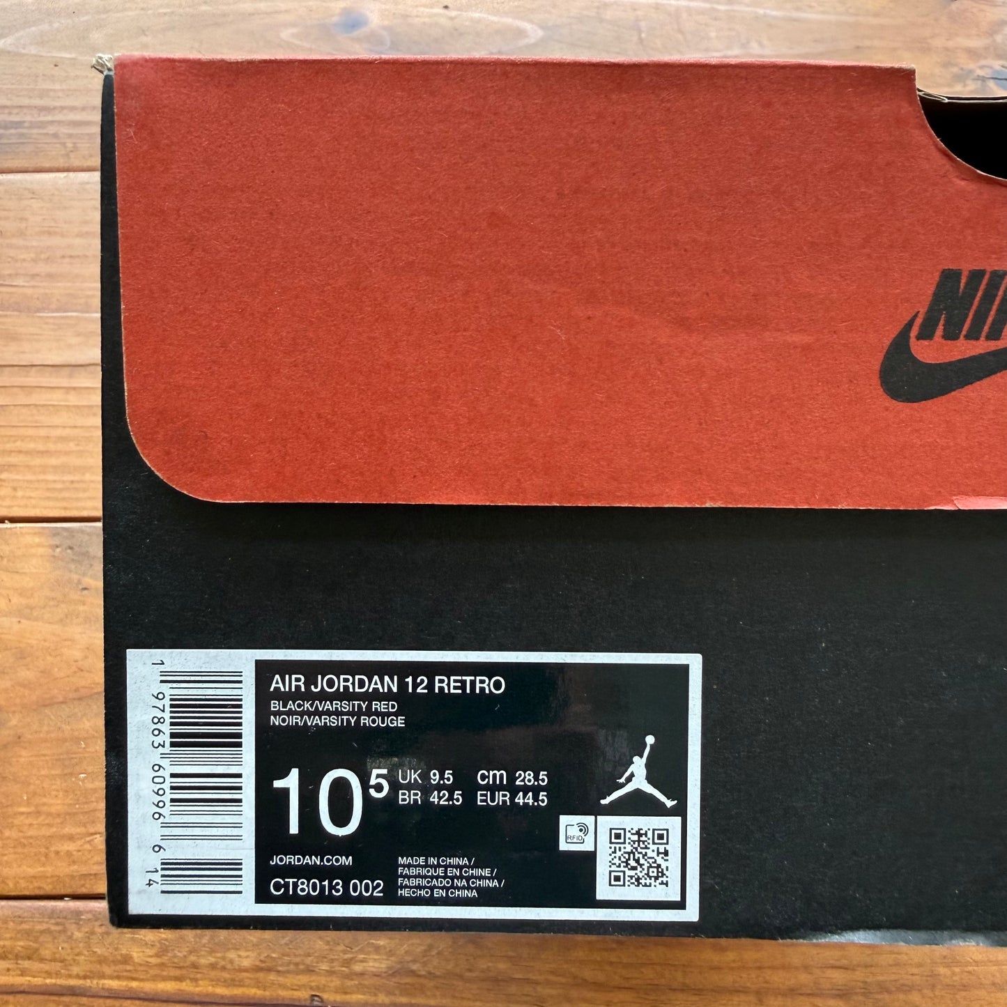 Größe 44.5 - Jordan 12 Retro 'Flu Game' 2025 (Gebraucht)
