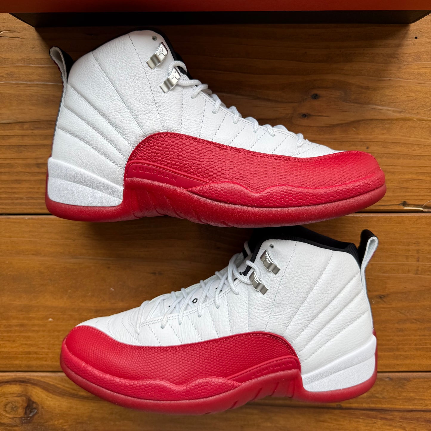 Größe 44.5 - Jordan 12 Retro 'Cherry' 2023 (Gebraucht)