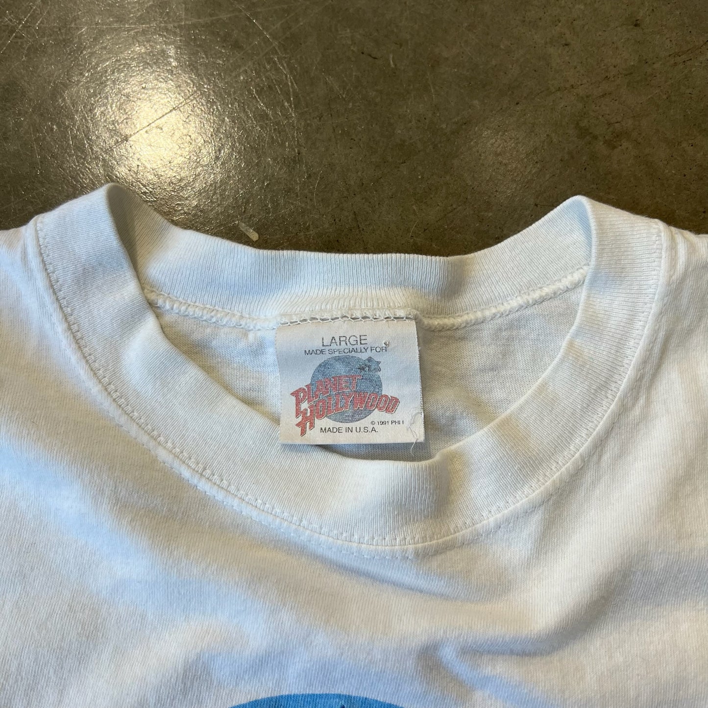 LARGE - Vintage Planet Hollywood Tee