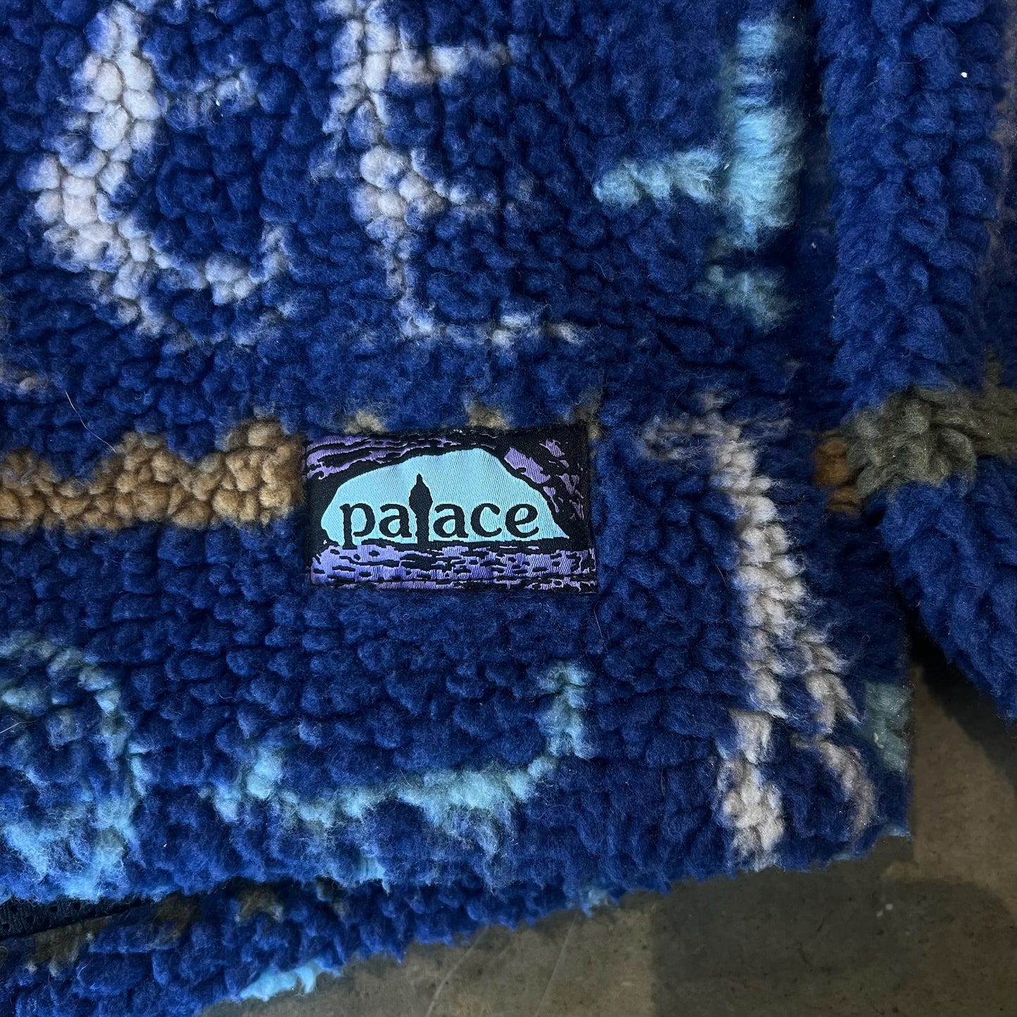 Medium - Palace Nein Electricity Fleece - FW21