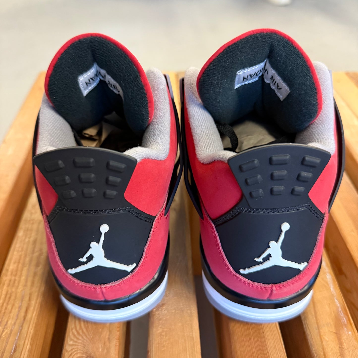 Jordan 4 Retro 'Toro Bravo' 2026 (Used) - Size 10.5