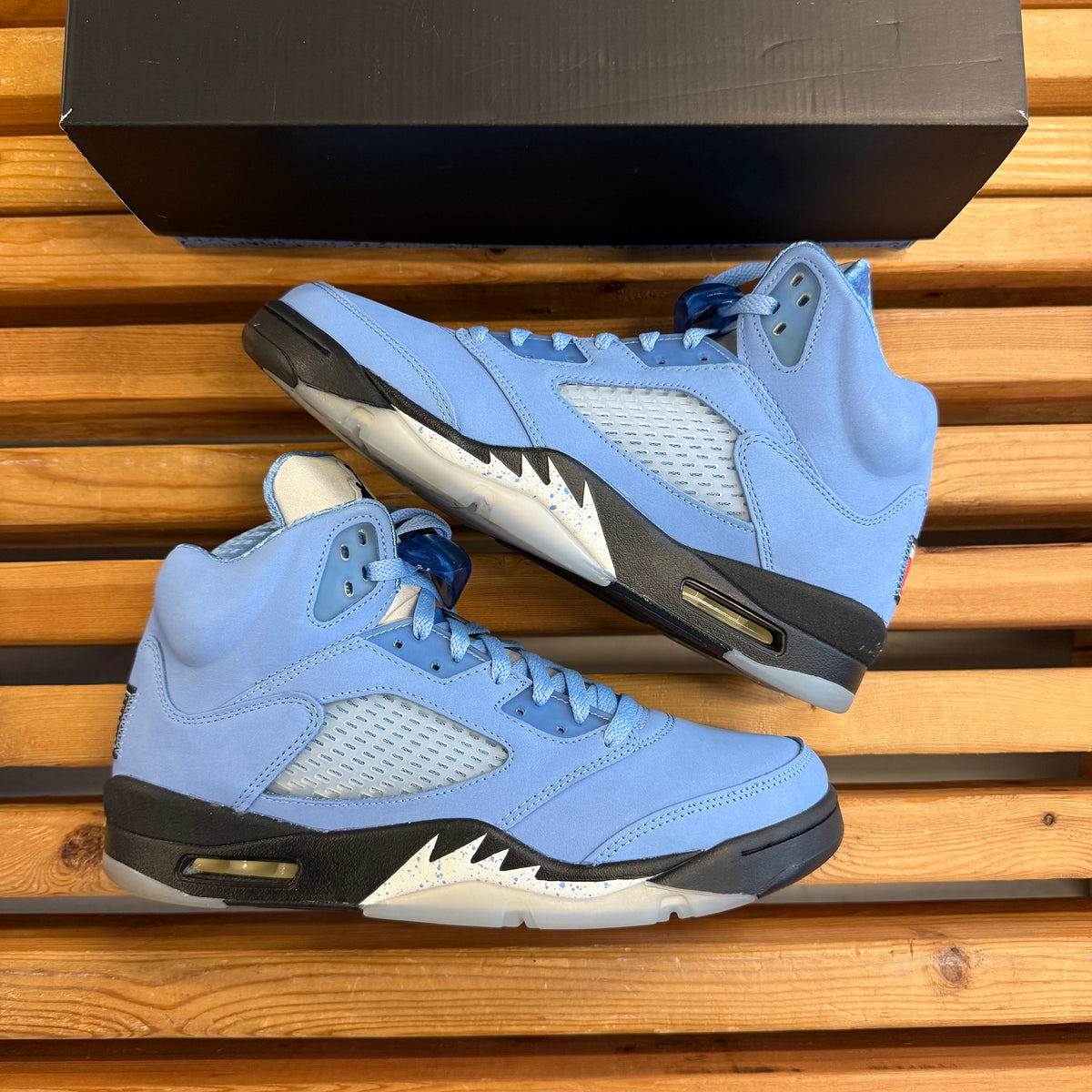 Size 10 - Jordan 5 Retro SE 'UNC' (Used)