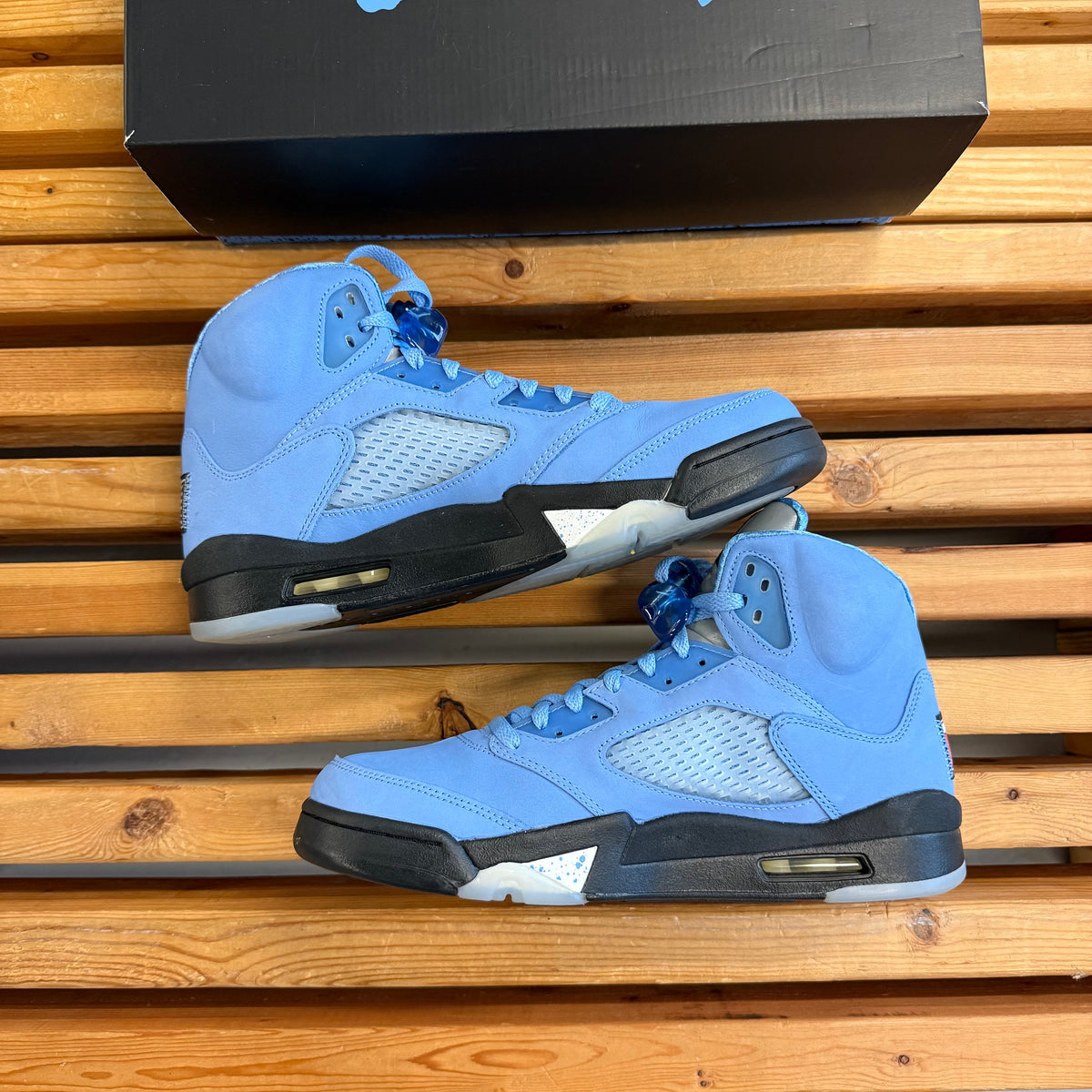 Size 10 - Jordan 5 Retro SE 'UNC' (Used)