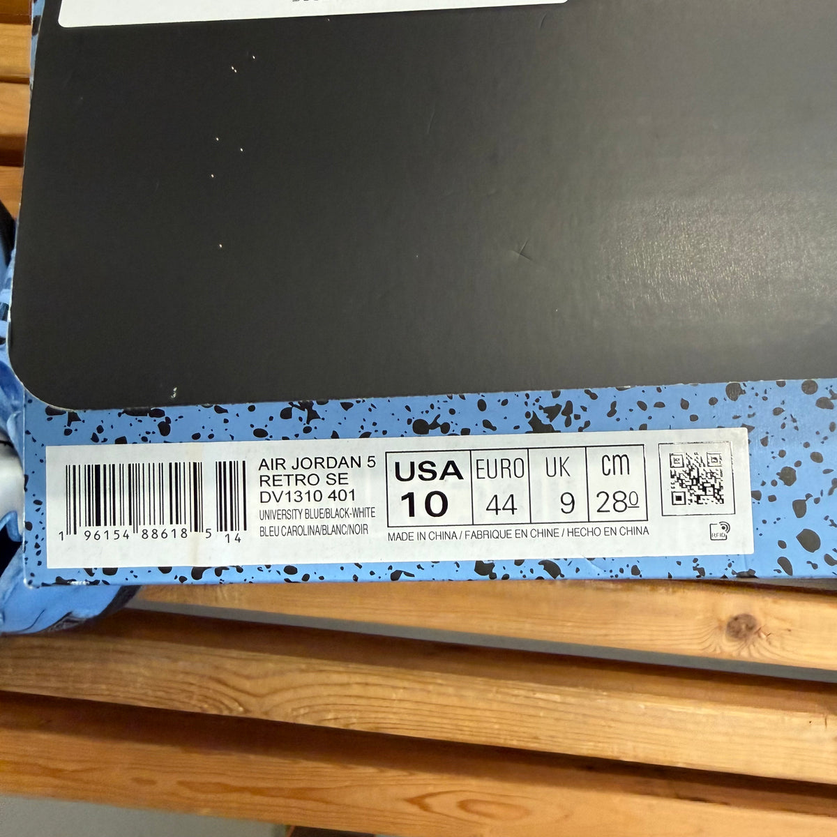 Size 10 - Jordan 5 Retro SE 'UNC' (Used)