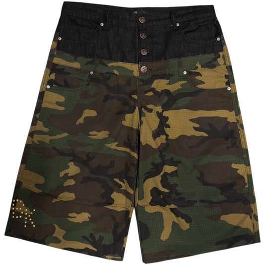 Boredom Kills Camouflage-Shorts mit doppeltem Bund