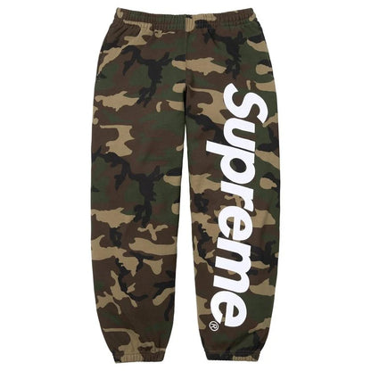 Supreme Satin Appliqué Sweatpant „Woodland Camo“